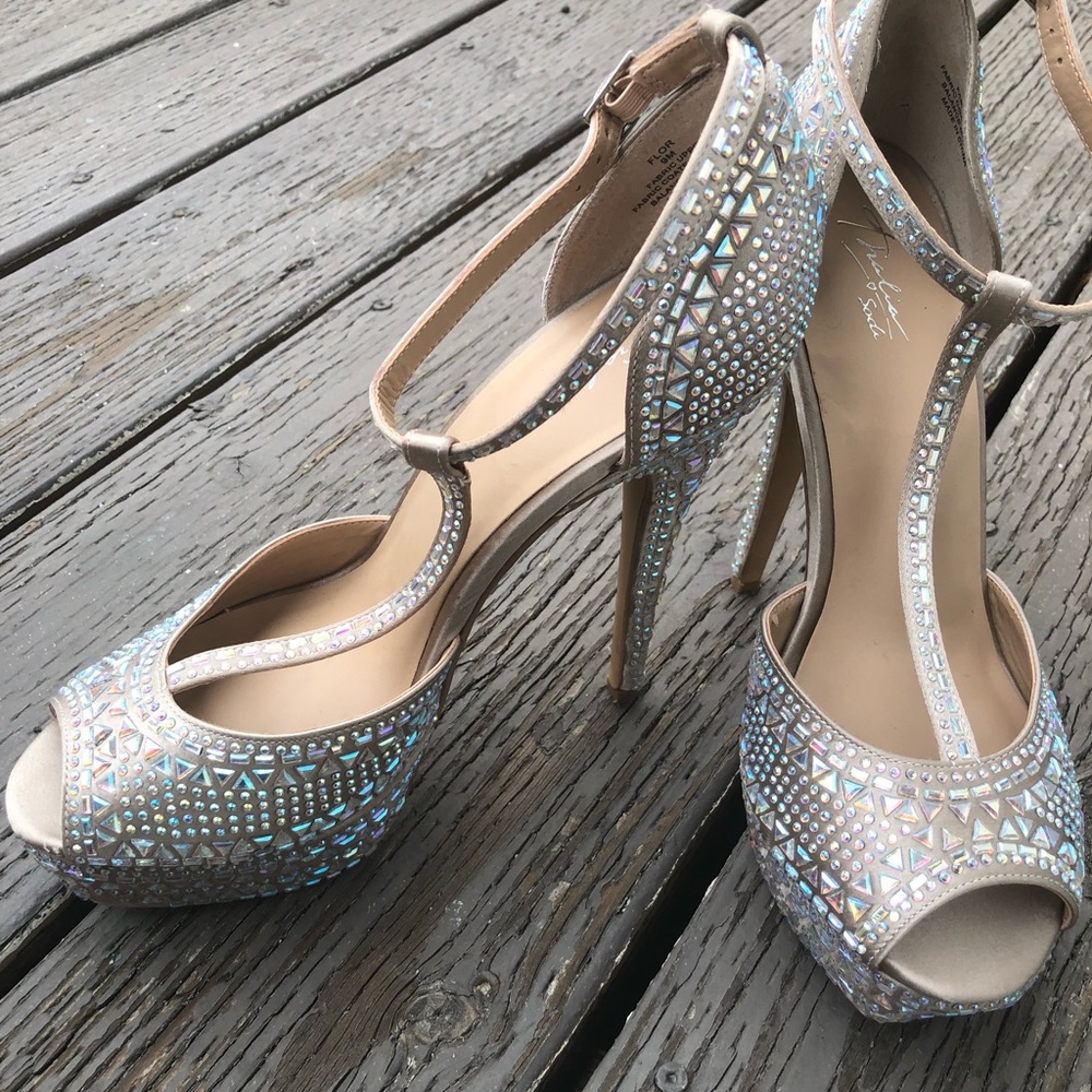 Thalia Champagne sparkle heels